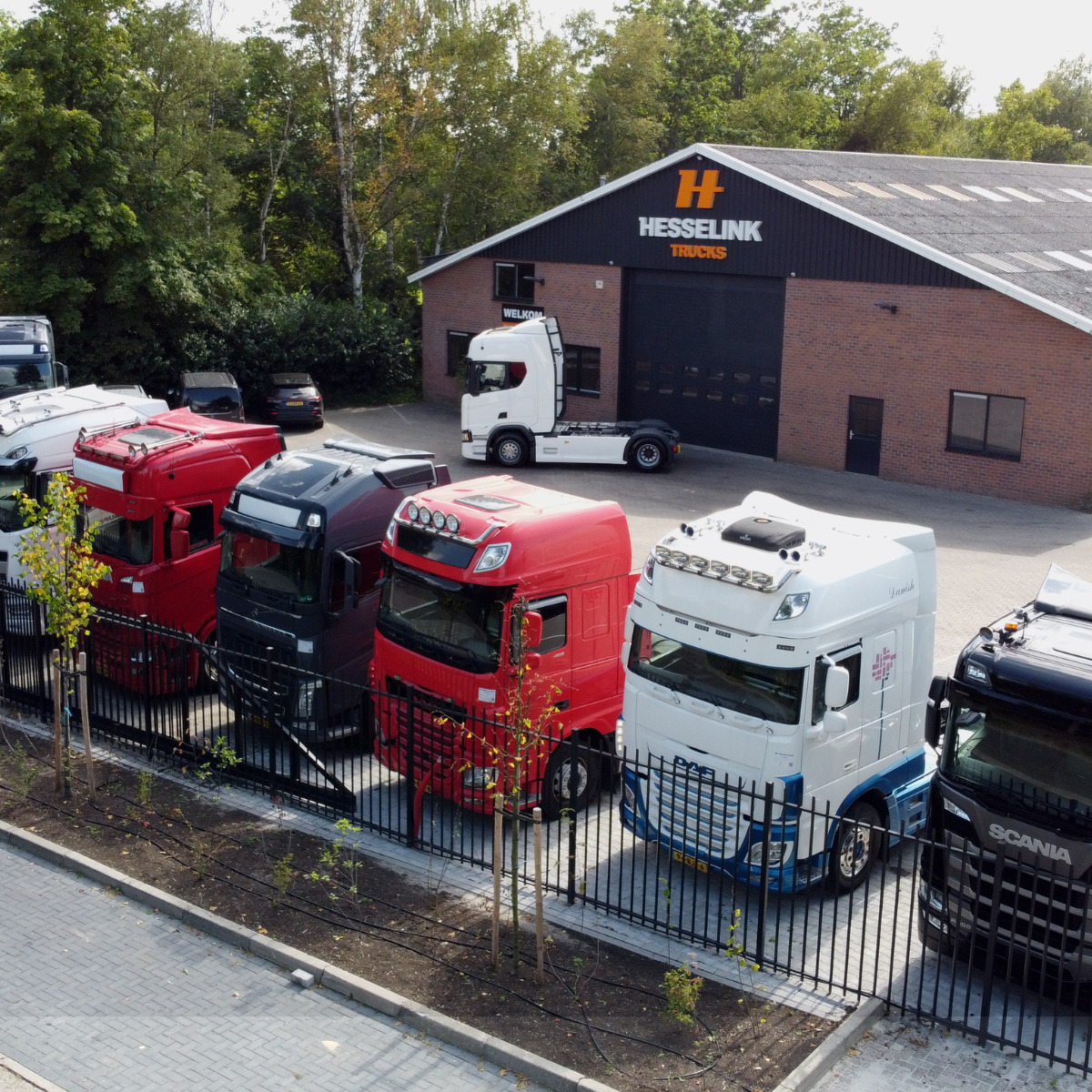 Hesselink Trucks B.V. - Sattelzugmaschinen undefined: das Bild 8