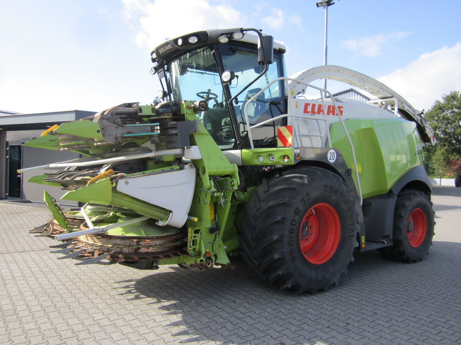 Vemo Tractoren BV undefined: das Bild 24