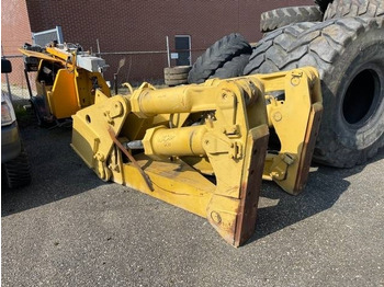 CATERPILLAR Aufreißer