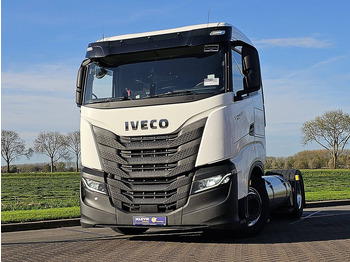 IVECO S-WAY Sattelzugmaschine