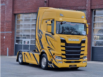 SCANIA S 540 Sattelzugmaschine