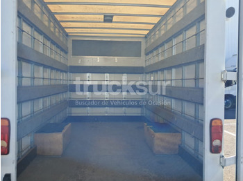 Koffer Transporter RENAULT MASTER 130.35: das Bild 5