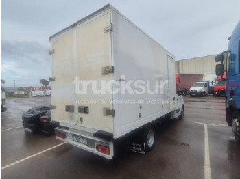 Koffer Transporter RENAULT MASTER 165.35: das Bild 3