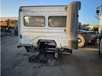 Fahrerhaus für LKW Mercedes ATEGO: das Bild 3 Fahrerhaus für LKW Mercedes ATEGO: das Bild 3