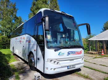 VOLVO Reisebus