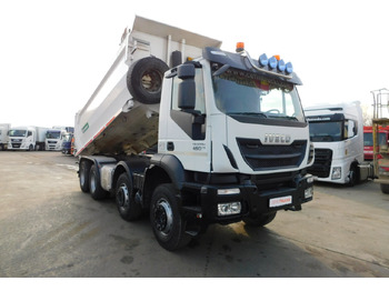 Kipper Iveco Ad410t: das Bild 2