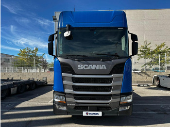 SCANIA R 450 Sattelzugmaschine