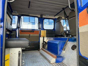 Feuerwehrfahrzeug 120-23 AW 4x4 Doka 120-23 AW 4x4 Doka, V8-Motor, Mannschaftswagen 16 Sitze, Seilwinde: das Bild 4