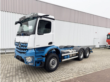 Mercedes-Benz Arocs 2651 L 6x6 Arocs 2651 L 6x6, HydroDrive, MirrorCam, Massage-Sitz, Motorabtrieb - Leasing Mercedes-Benz Arocs 2651 L 6x6 Arocs 2651 L 6x6, HydroDrive, MirrorCam, Massage-Sitz, Motorabtrieb: das Bild 1
