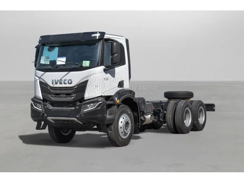 IVECO T-WAY Fahrgestell LKW