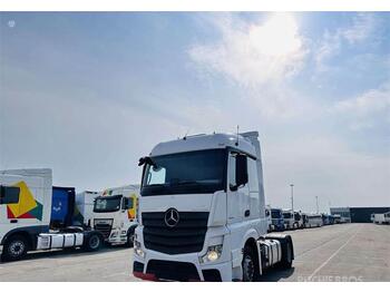 Sattelzugmaschine Mercedes-Benz 1845 Big Space Actros: das Bild 1
