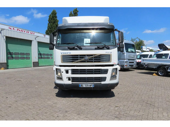 Fahrgestell LKW Volvo FM 380 8x4 FULL SPRING. 100% condition!: das Bild 2