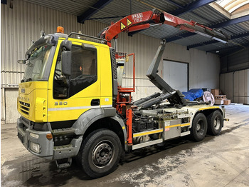 Abrollkipper, Autokran Iveco TRAKKER 350 6x4 HOOKLIFT + CRANE FASSI F120.22 (5/6 F) - *342.000km* - STEEL SPRING / BIG AXLES - AS TRONIC AUTOMATIC GEARBOX: das Bild 3