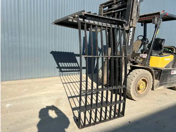 CATERPILLAR Fahrerhaus und Interieur