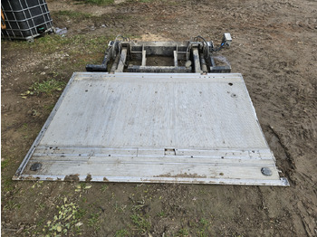 Ladebordwand BAR Cargolift BC 1500S4 -B1A/2409--A0-: das Bild 2