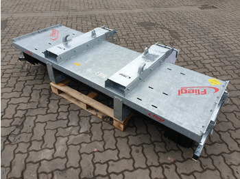 NEU: Mähwerk Fliegl Kehrbesen Löwe 2,50m*: das Bild 3