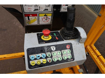 Scherenbühne Haulotte Compact 12RTE Electric, 12m Working Height, 450kg: das Bild 5
