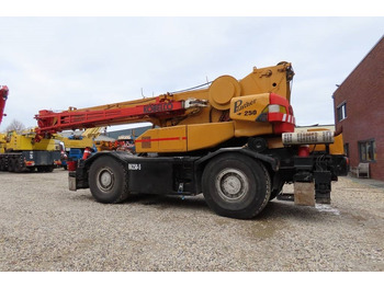 Mobilkran Kobelco RK 250-3: das Bild 4 Mobilkran Kobelco RK 250-3: das Bild 4