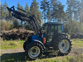 VALTRA Traktor