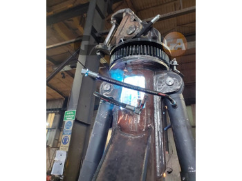 LIEBHERR Zweischalengreifer