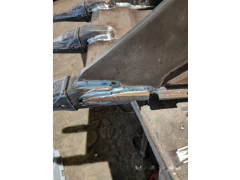 NEU: Baggerschaufel Komatsu PC45: das Bild 2