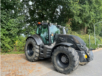 Traktor VALTRA T174 Versu: das Bild 3