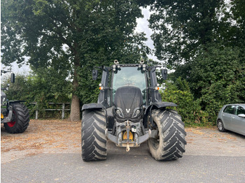 Traktor VALTRA T174 Versu: das Bild 5