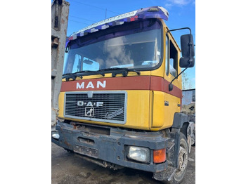 MAN Sattelzugmaschine
