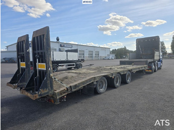 Sattelzugmaschine, Autotransporter Auflieger Scania dragbil med maskintrailer: das Bild 3