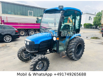 NEW HOLLAND TC series Traktor