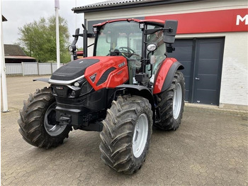 CASE IH Farmall C Traktor