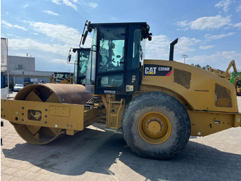 CATERPILLAR Walzenzug