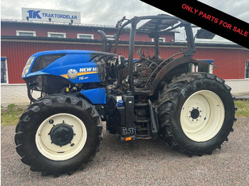 NEW HOLLAND T6 Traktor