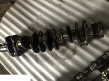 Kurbelwelle für Landmaschine Deutz TCD2012L064V - Wał Korbowy 04502707: das Bild 2