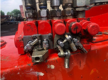 MANITOU Hydraulik ventil
