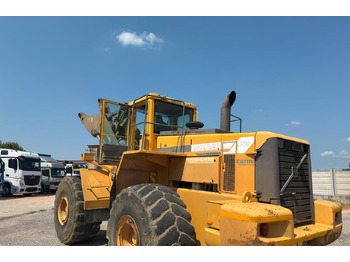 Radlader Pala gommata Volvo L 220: das Bild 4