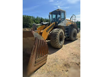 LIEBHERR L 550 Radlader