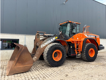 DOOSAN DL420 Radlader