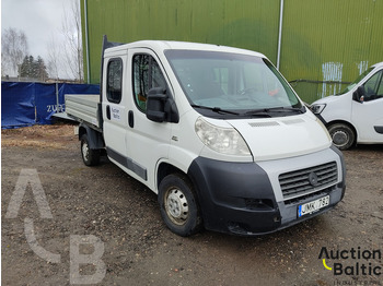 Pritsche Transporter Fiat Ducato: das Bild 2