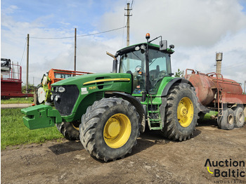 JOHN DEERE 7830 Traktor