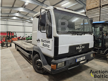MAN 8.224 Autotransporter LKW