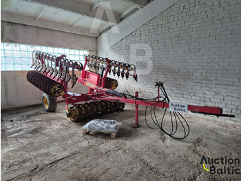 VÄDERSTAD Technik für Bodenbearbeitung
