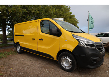 RENAULT Trafic Personentransporter