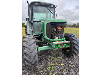 JOHN DEERE 6320 Traktor