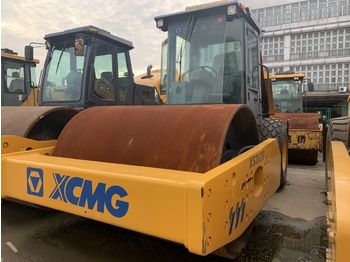 XCMG XS263S Walzen