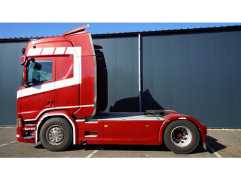 SCANIA R 450 Sattelzugmaschine