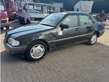 MERCEDES-BENZ Limousine