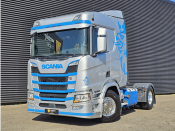 SCANIA R 450 Sattelzugmaschine