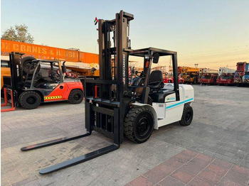 UNICARRIERS Dieselstapler
