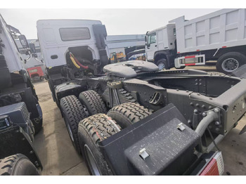 Sattelzugmaschine Sinotruk HOWO 371 Tractor: das Bild 3